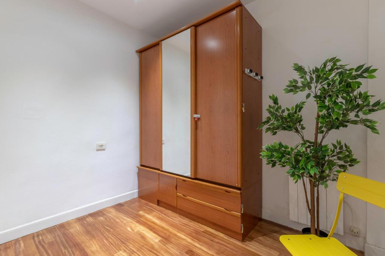 Inar Centrico Apartamento Junto Ayuntamiento & Ria Билбао Екстериор снимка